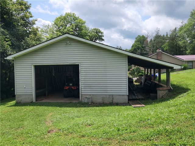 147 Kesler Dr, Cook Twp, PA 15677