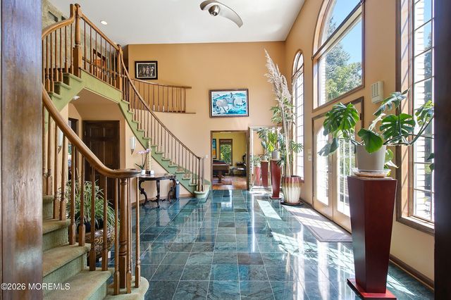 5 Lucas Lane, Millstone, NJ 08510