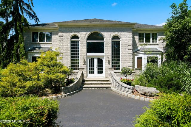 5 Lucas Lane, Millstone, NJ 08510