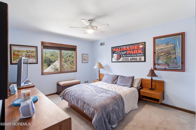 5 Lucas Lane, Millstone, NJ 08510