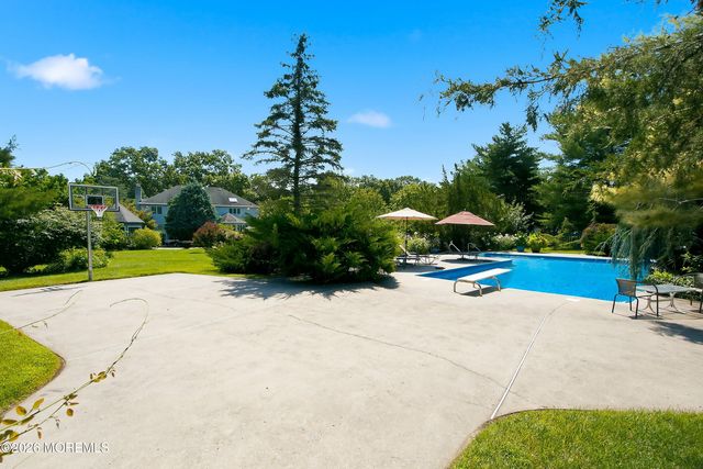5 Lucas Lane, Millstone, NJ 08510