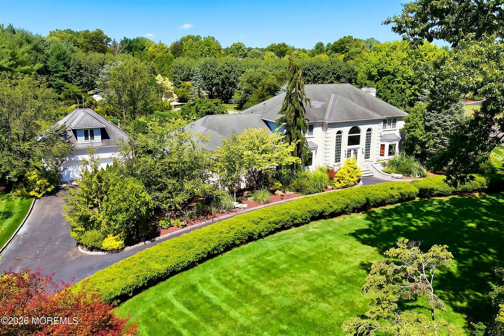 5 Lucas Lane, Millstone, NJ 08510
