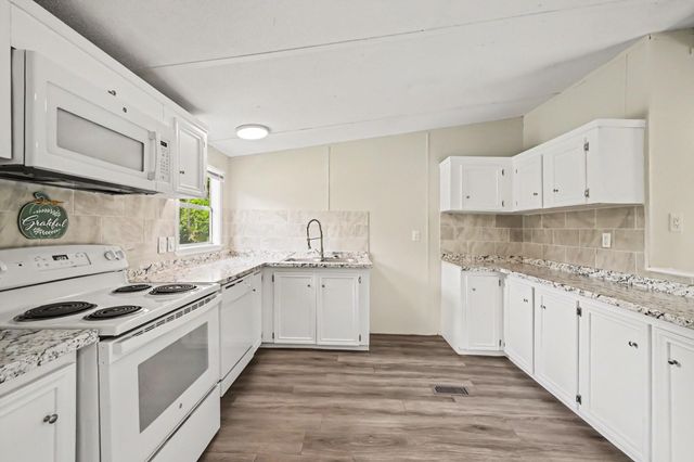 16303 Oaklane Trail, Magnolia, TX 77355
