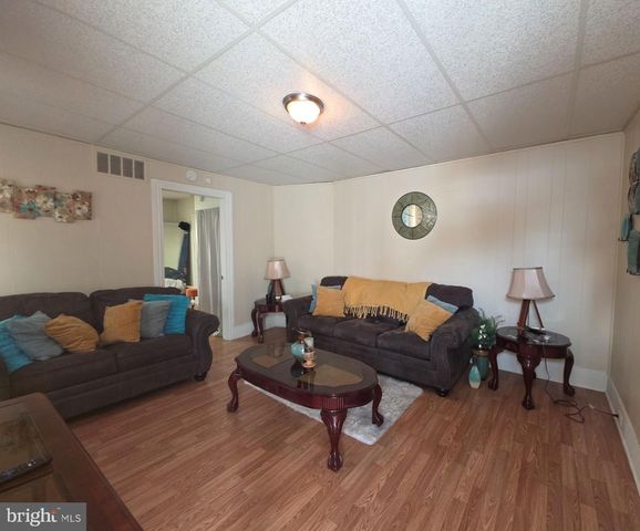 324 E MAIN ST E E, Millville, NJ 08332