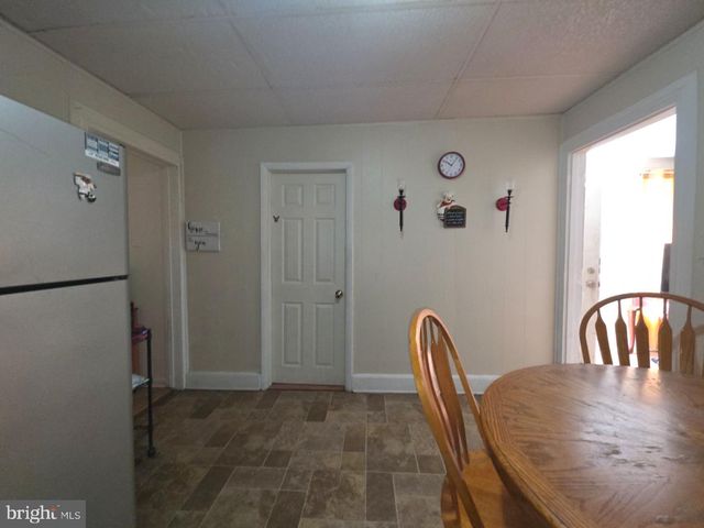 324 E MAIN ST E E, Millville, NJ 08332