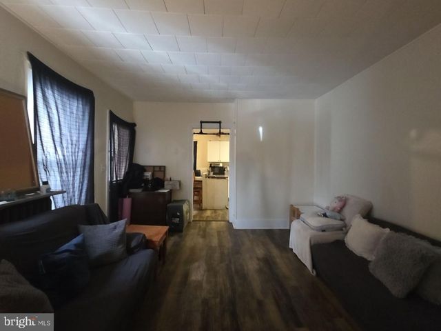 324 E MAIN ST E E, Millville, NJ 08332