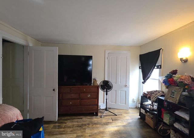 324 E MAIN ST E E, Millville, NJ 08332