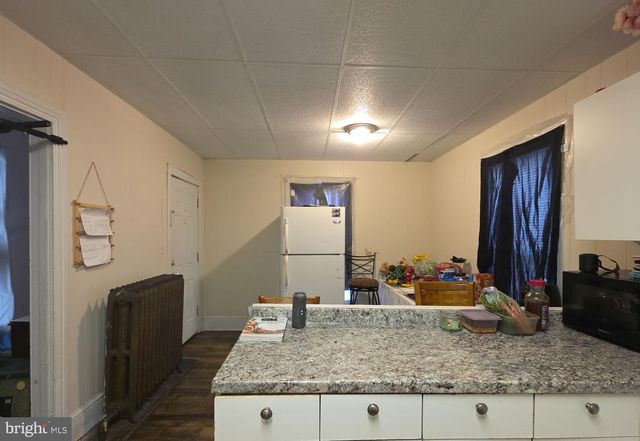 324 E MAIN ST E E, Millville, NJ 08332