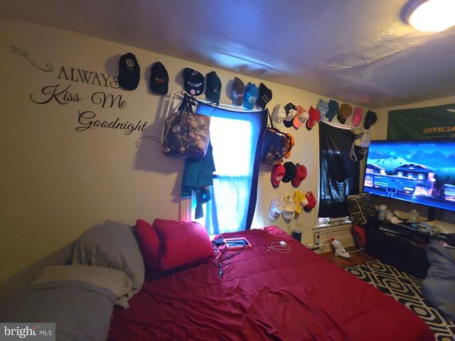 324 E MAIN ST E E, Millville, NJ 08332