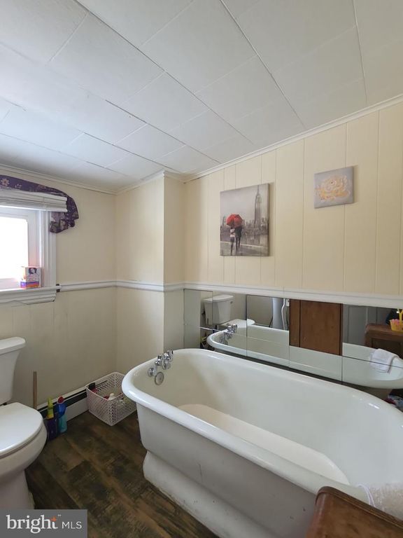 Image 23 of property listing at 324 E MAIN ST E E, Millville, NJ 08332