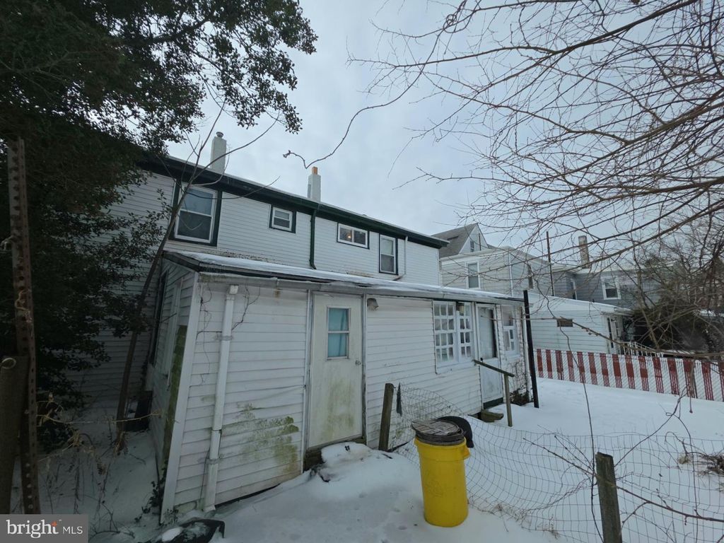 Image 6 of property listing at 324 E MAIN ST E E, Millville, NJ 08332