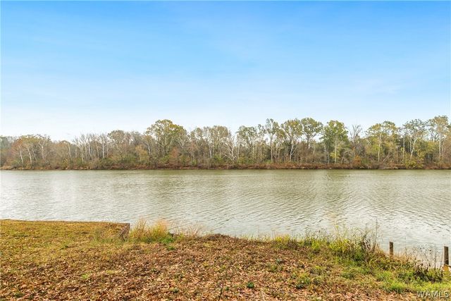 1805 Cypress Cove, Forkland, AL 36740