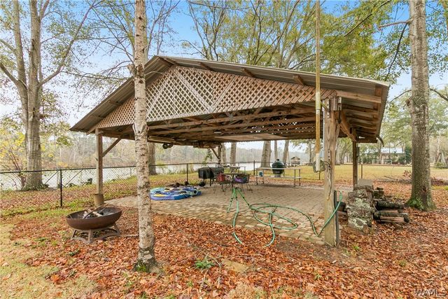 1805 Cypress Cove, Forkland, AL 36740