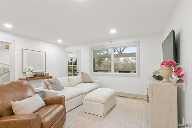 1805 Cypress Cove, Forkland, AL 36740