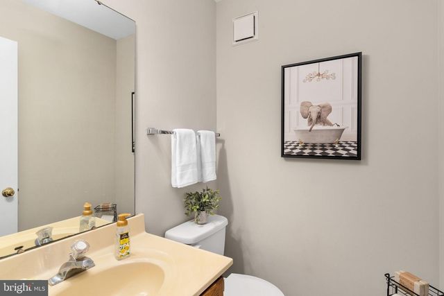 4 ASMEAD PL, Stafford, VA 22554