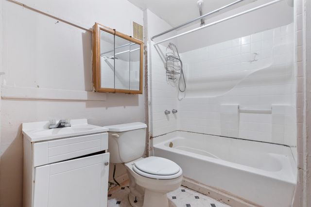 1823 Spokane St, Modesto, CA 95358