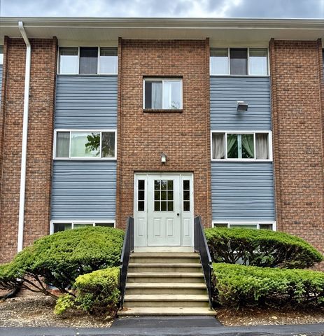 10 Woodcrest Ct 5, Weymouth, MA 02190