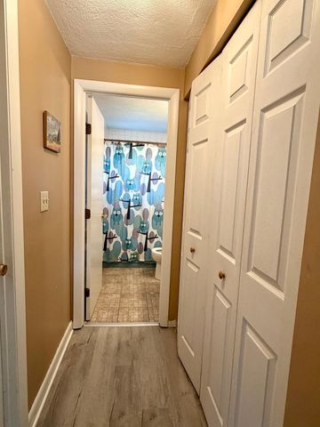 10 Woodcrest Ct 5, Weymouth, MA 02190