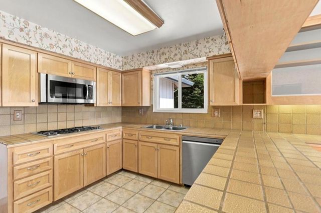 3076 Strawberry Hill Road, Pebble Beach, CA 93953