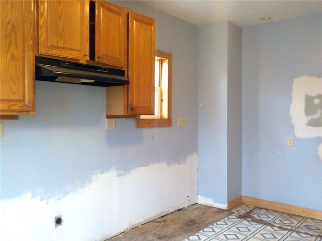 21 Oriole Street, Rochester, NY 14613