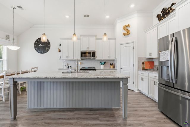 614 Samantha Brooke Way, Bonaire, GA 31005