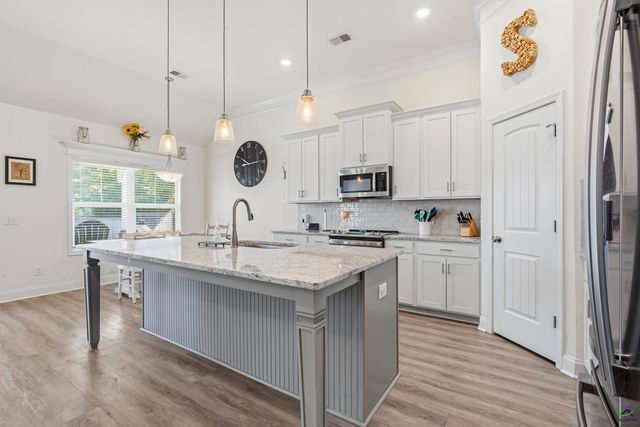 614 Samantha Brooke Way, Bonaire, GA 31005