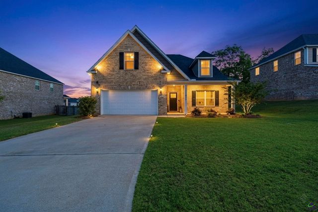 614 Samantha Brooke Way, Bonaire, GA 31005