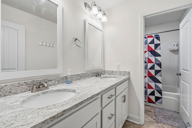 614 Samantha Brooke Way, Bonaire, GA 31005