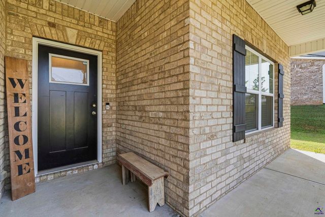 614 Samantha Brooke Way, Bonaire, GA 31005