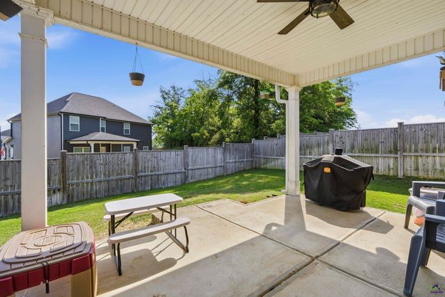 614 Samantha Brooke Way, Bonaire, GA 31005