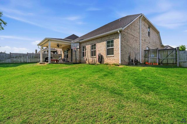 614 Samantha Brooke Way, Bonaire, GA 31005