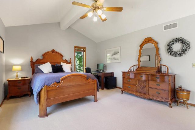 W5502 Evergreen ROAD, Elkhorn, WI 53121