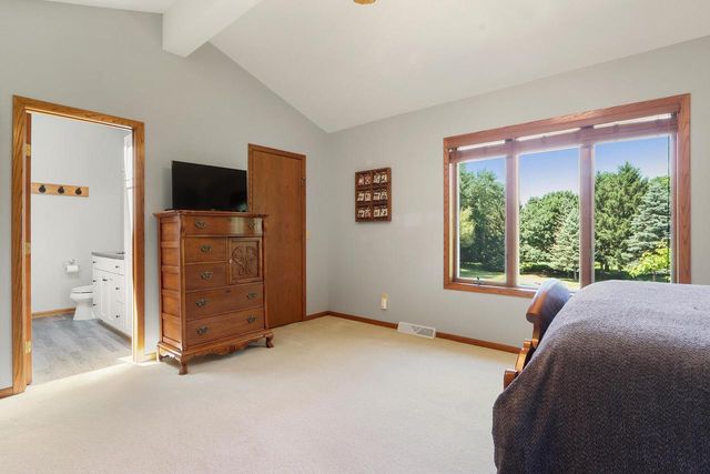 W5502 Evergreen ROAD, Elkhorn, WI 53121