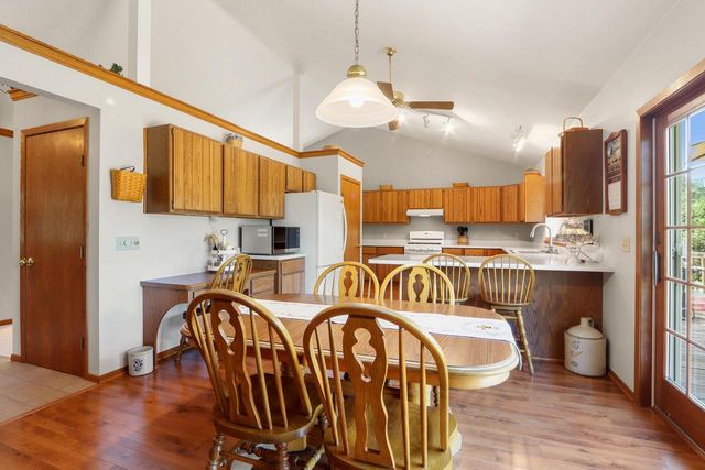 W5502 Evergreen ROAD, Elkhorn, WI 53121