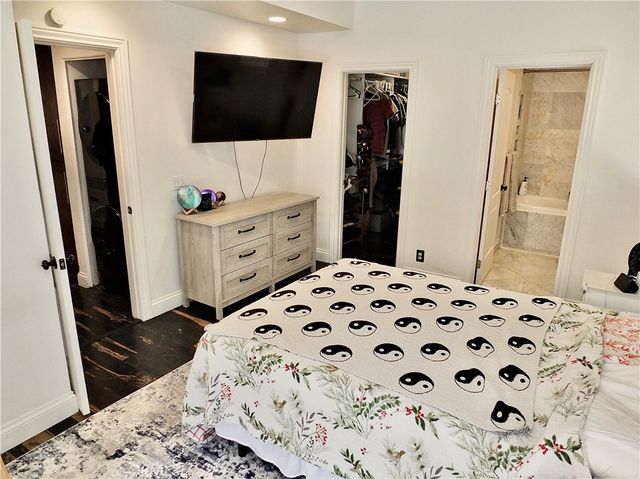 16912 Sims 103, Huntington Beach, CA 92649