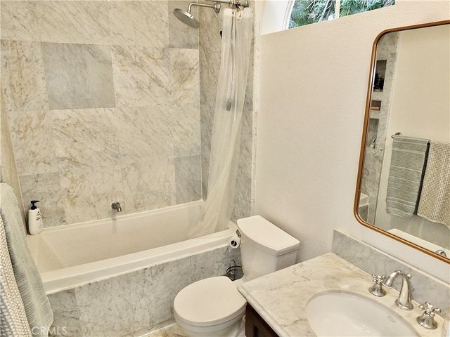 16912 Sims 103, Huntington Beach, CA 92649
