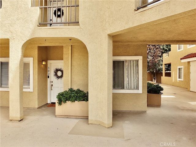 16912 Sims 103, Huntington Beach, CA 92649