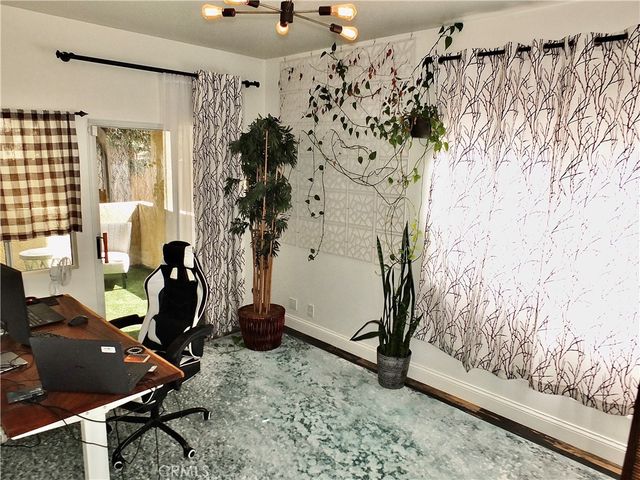 16912 Sims 103, Huntington Beach, CA 92649