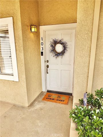 16912 Sims 103, Huntington Beach, CA 92649