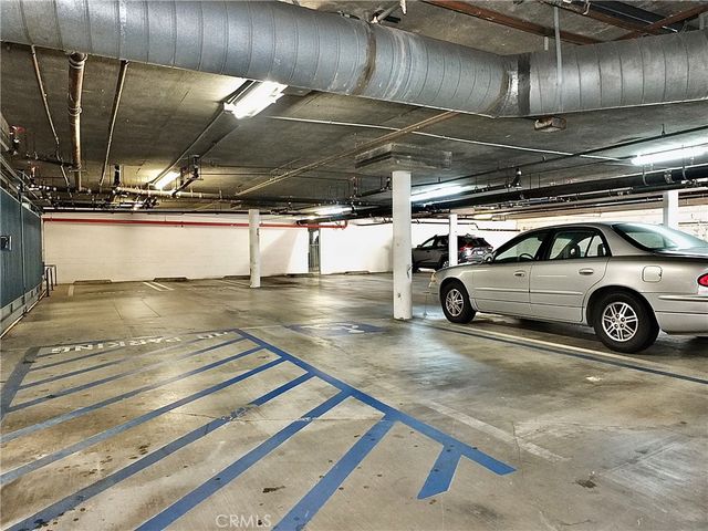 16912 Sims 103, Huntington Beach, CA 92649