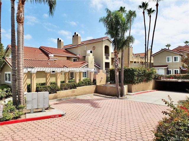 16912 Sims 103, Huntington Beach, CA 92649