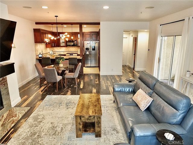 16912 Sims 103, Huntington Beach, CA 92649