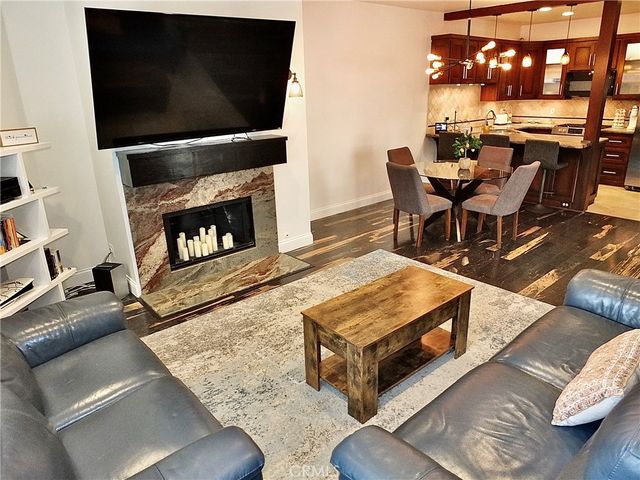 16912 Sims 103, Huntington Beach, CA 92649