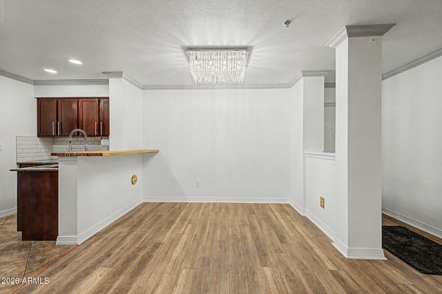 2025 E CAMPBELL Avenue 127, Phoenix, AZ 85016