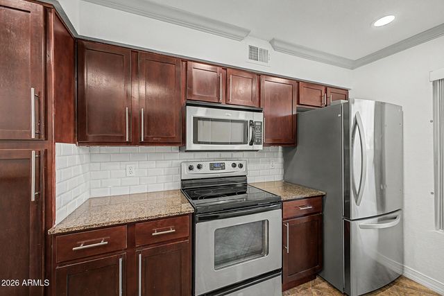 2025 E CAMPBELL Avenue 127, Phoenix, AZ 85016