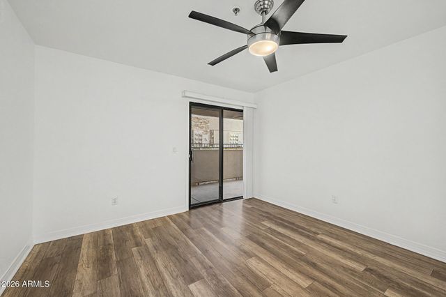 2025 E CAMPBELL Avenue 127, Phoenix, AZ 85016