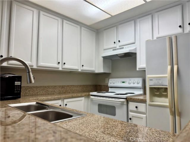 432 Edgehill 95, Oceanside, CA 92054