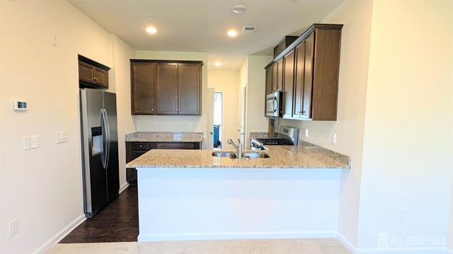 111 Jessie Place, New Brunswick, NJ 08901