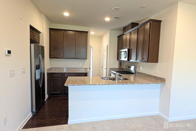 111 Jessie Place, New Brunswick, NJ 08901
