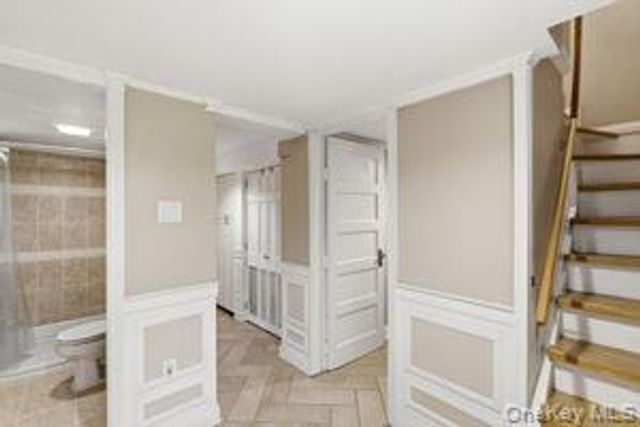 953 E 227th Street, Bronx, NY 10466